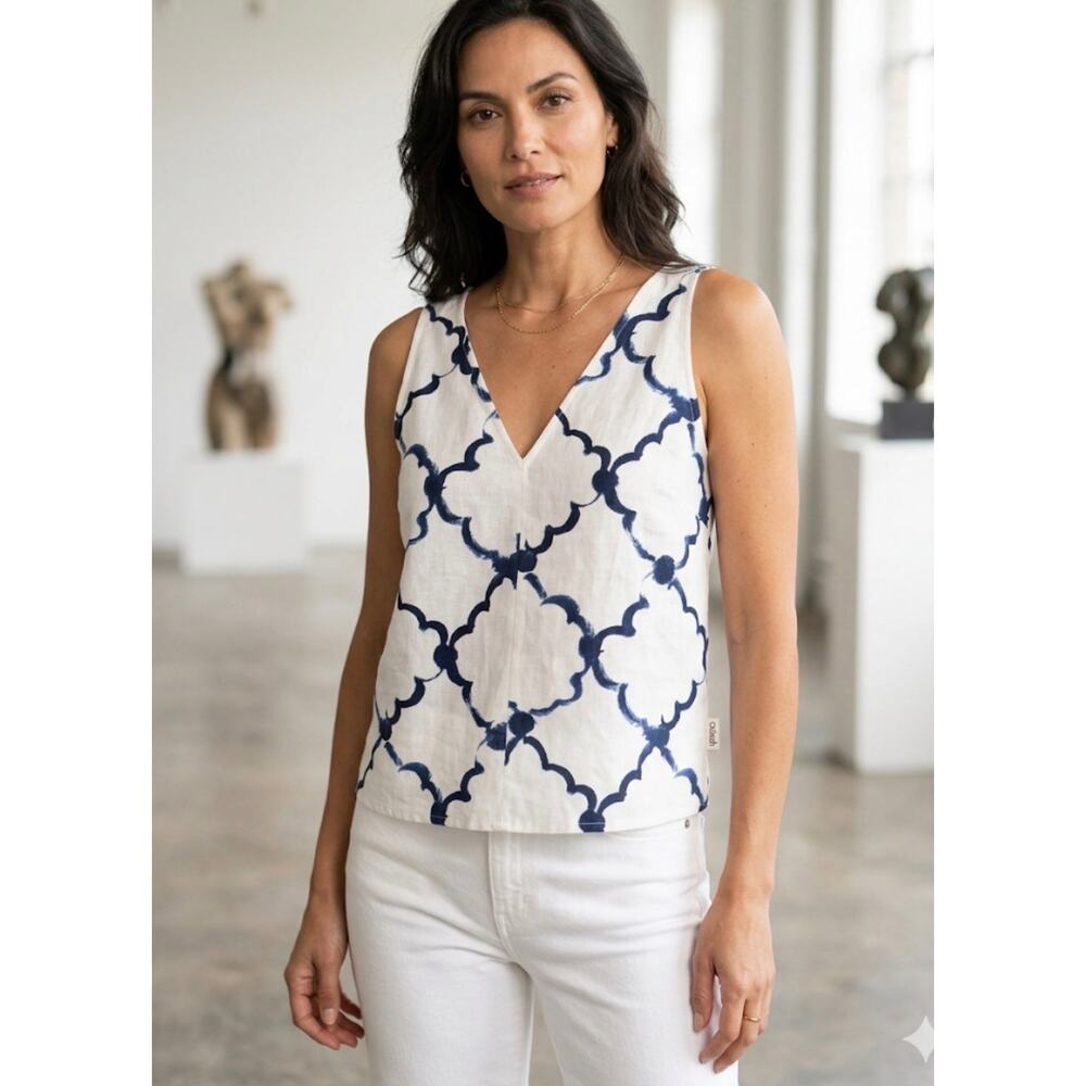 Odeeh V Neck Light Weight Tank Top in Pigment DE 34 US 2